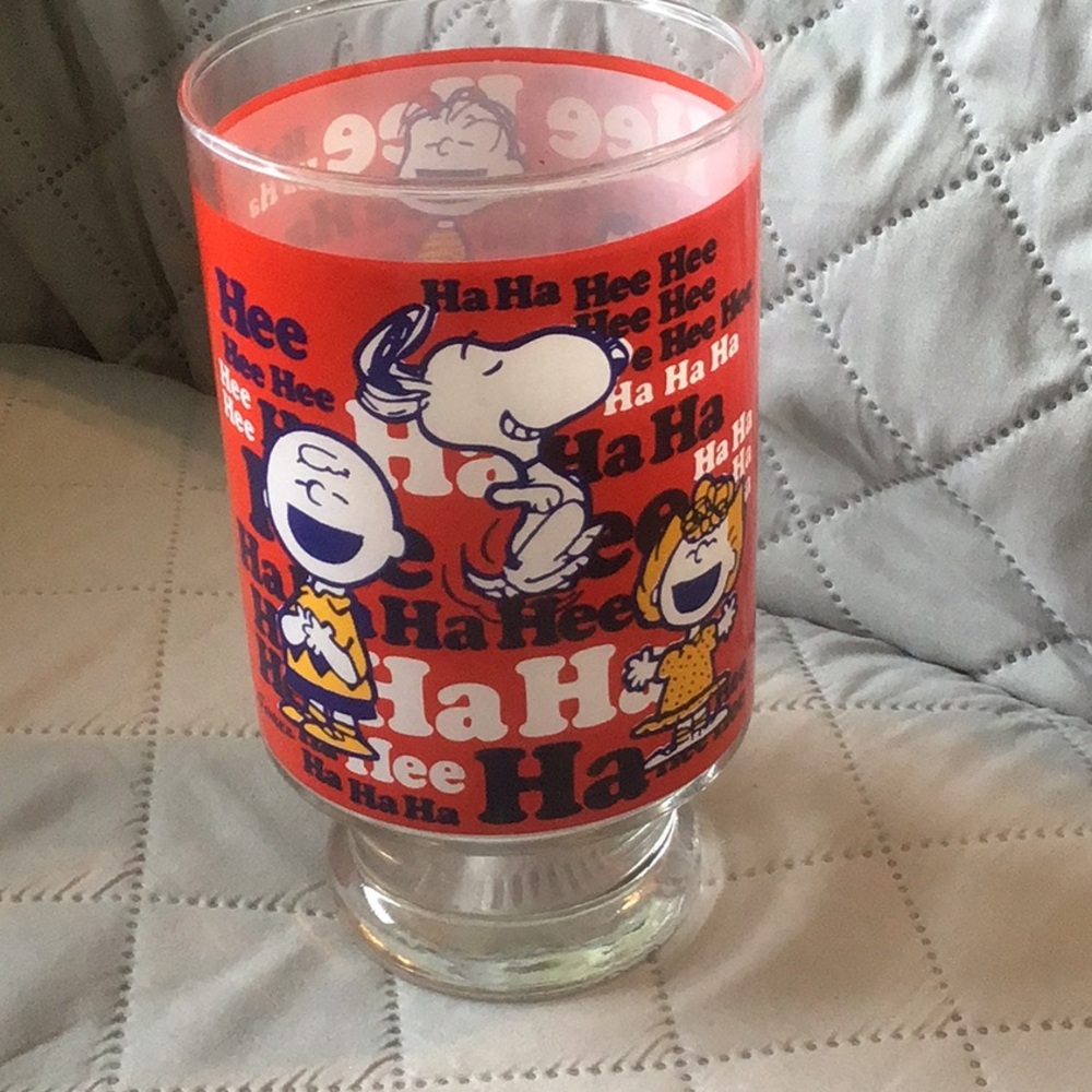 Peanuts Character Glass.